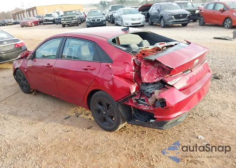 2021 Hyundai Elantra Sel z USA, uszkodzony, nr VIN 5NPLM4AG8MH046513